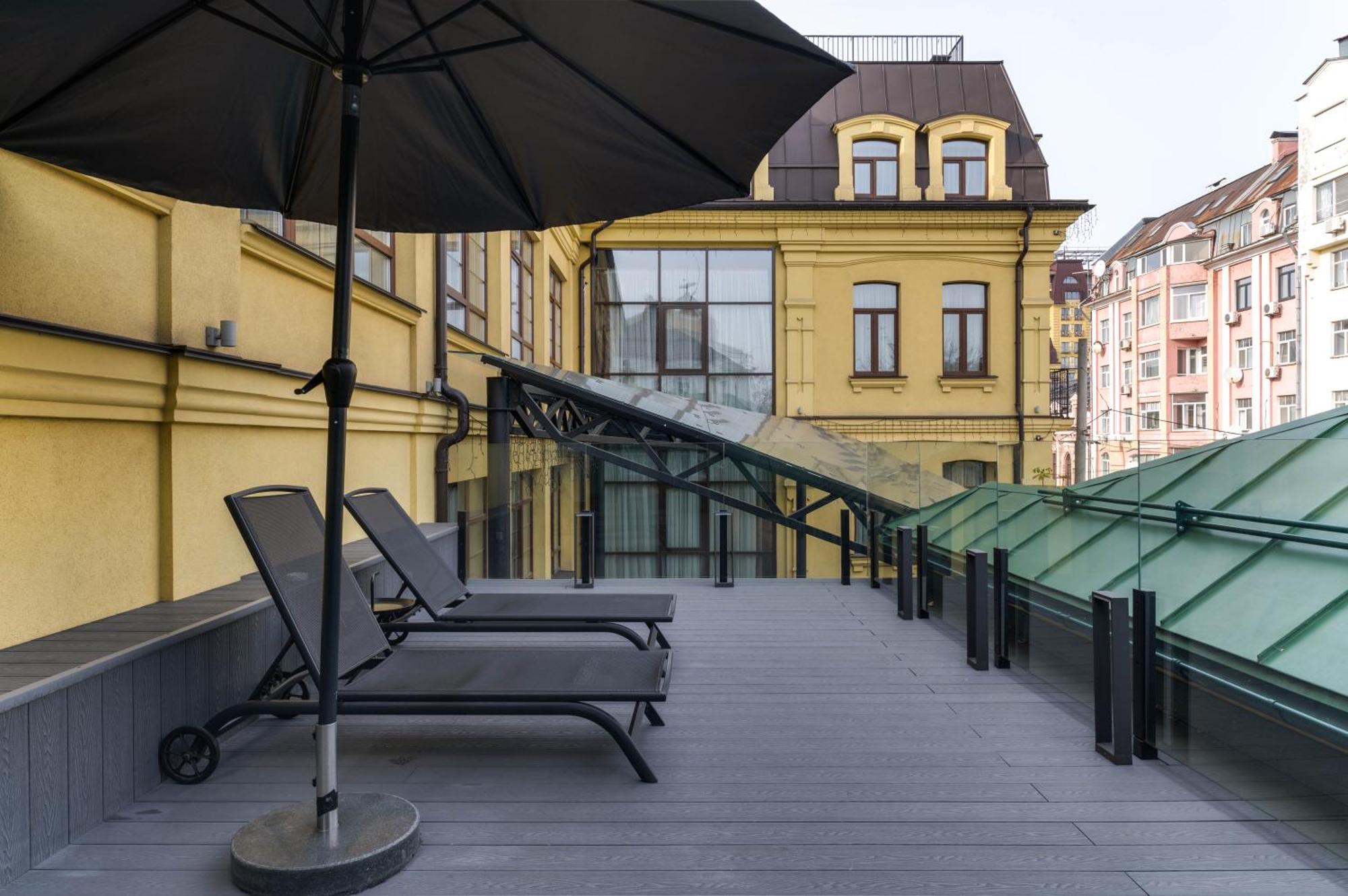 Bursa Hotel Kyjev Exteriér fotografie
